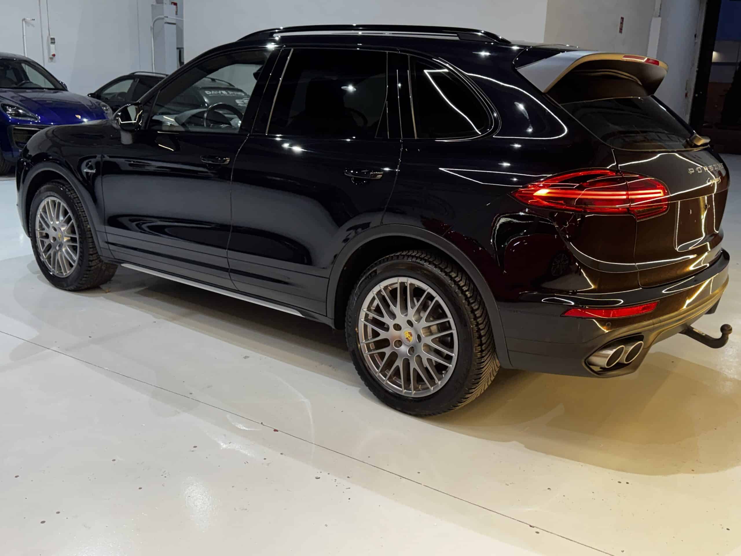 Coche con tratamiento cerámico aplicado